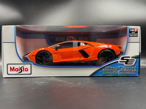 Lamborghini Revuelto (Orange) “Costco Exclusive” Maisto 1:18