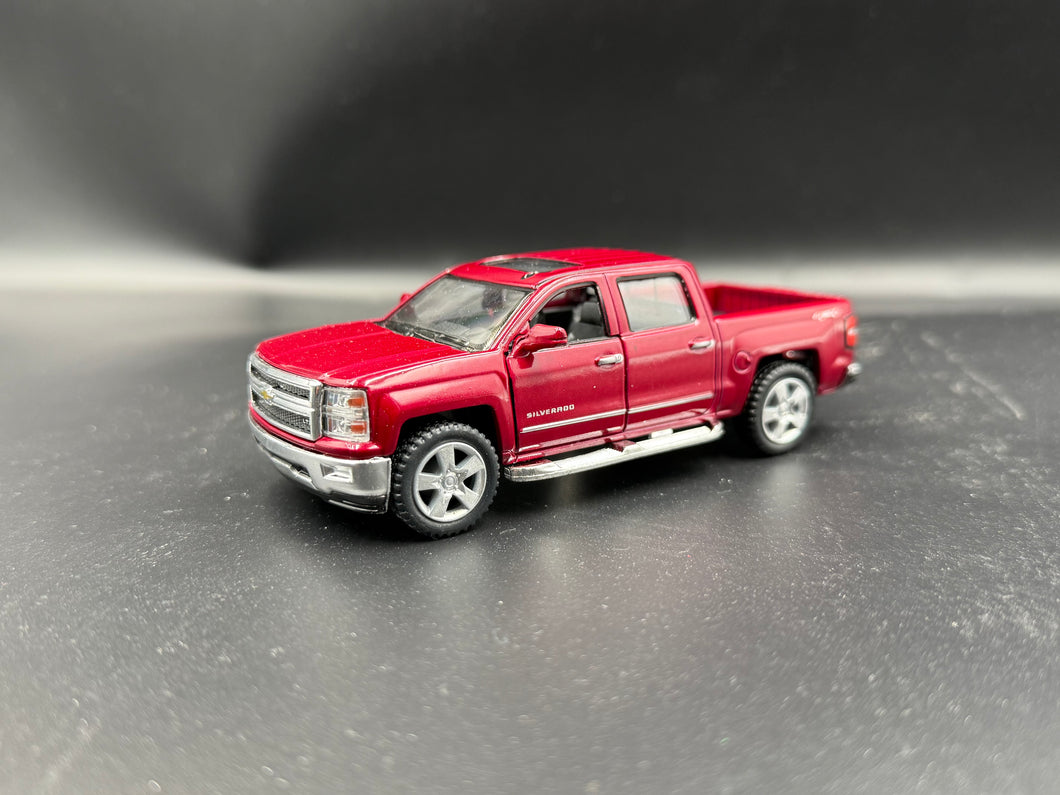 5″ 2014 DIE CAST CHEVROLET SILVERADO