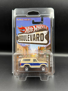 85 Ford Bronco 4x4 “ Boulevard” Real Riders Hot Wheels