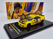 Load image into Gallery viewer, Nissan Skyline GT-R [R33] Bruce Lee INNO64