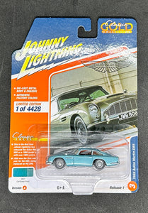 1966 Aston Martin DB5 Caribbean Pearl Johnny Lightning