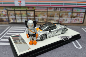 Porsche 918 Spyder #22 Orange Doll Edition BSC UP