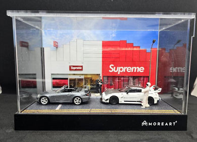 Supreme Scene MoreArt Diorama