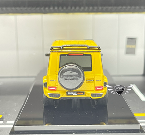 Brabus 800 Yellow Motorhelix 1:64