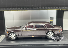 Load image into Gallery viewer, Rolls Royce Phantom Vll 1:64 Burgandy